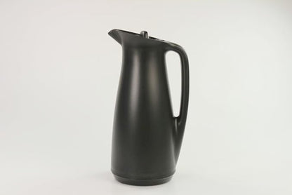 1-liter black thermos